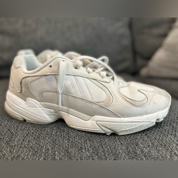Adidas Cream Sneakers - Picture 1 of 4